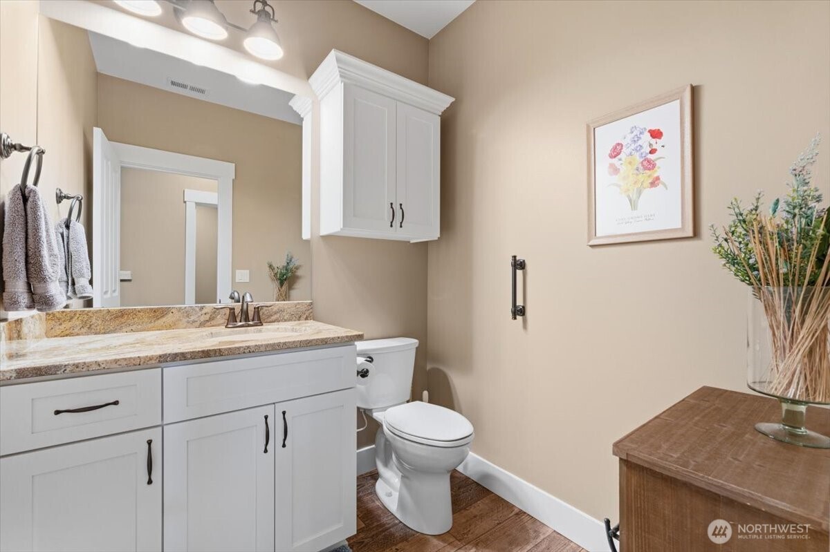 525 Columbia View Road , Chelan, WA 98816