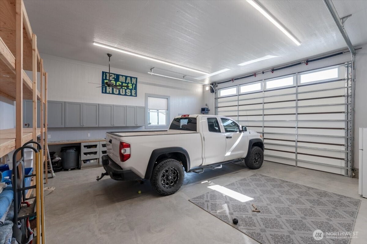 525 Columbia View Road , Chelan, WA 98816