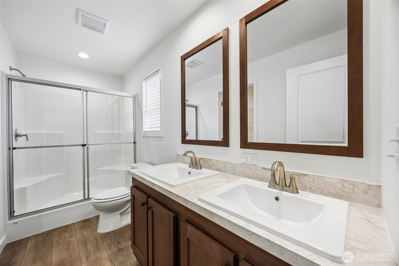 11510 E Riverside Drive #27, Bothell, WA 98011