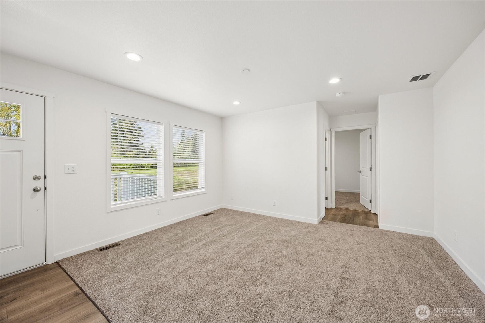 11510 E Riverside Drive #27, Bothell, WA 98011