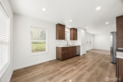 11510 E Riverside Drive #27, Bothell, WA 98011 - Photo 10