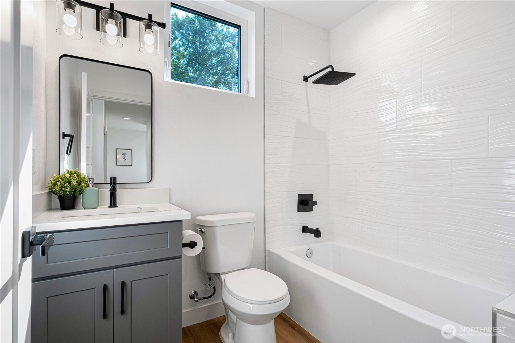 8522 23rd Avenue NE, Seattle, WA 98115