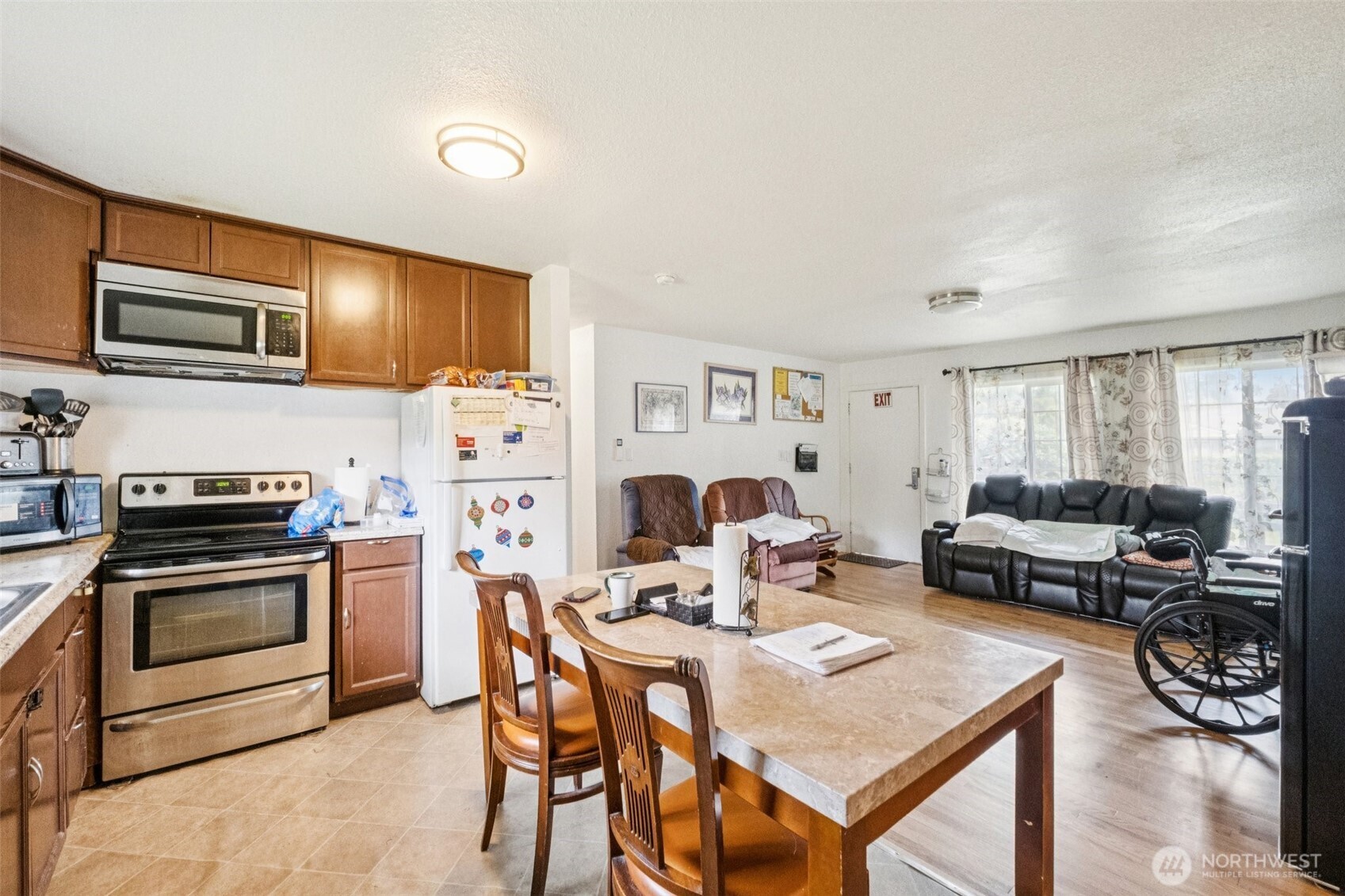3206 94th Street S, Lakewood, WA 98499-3553