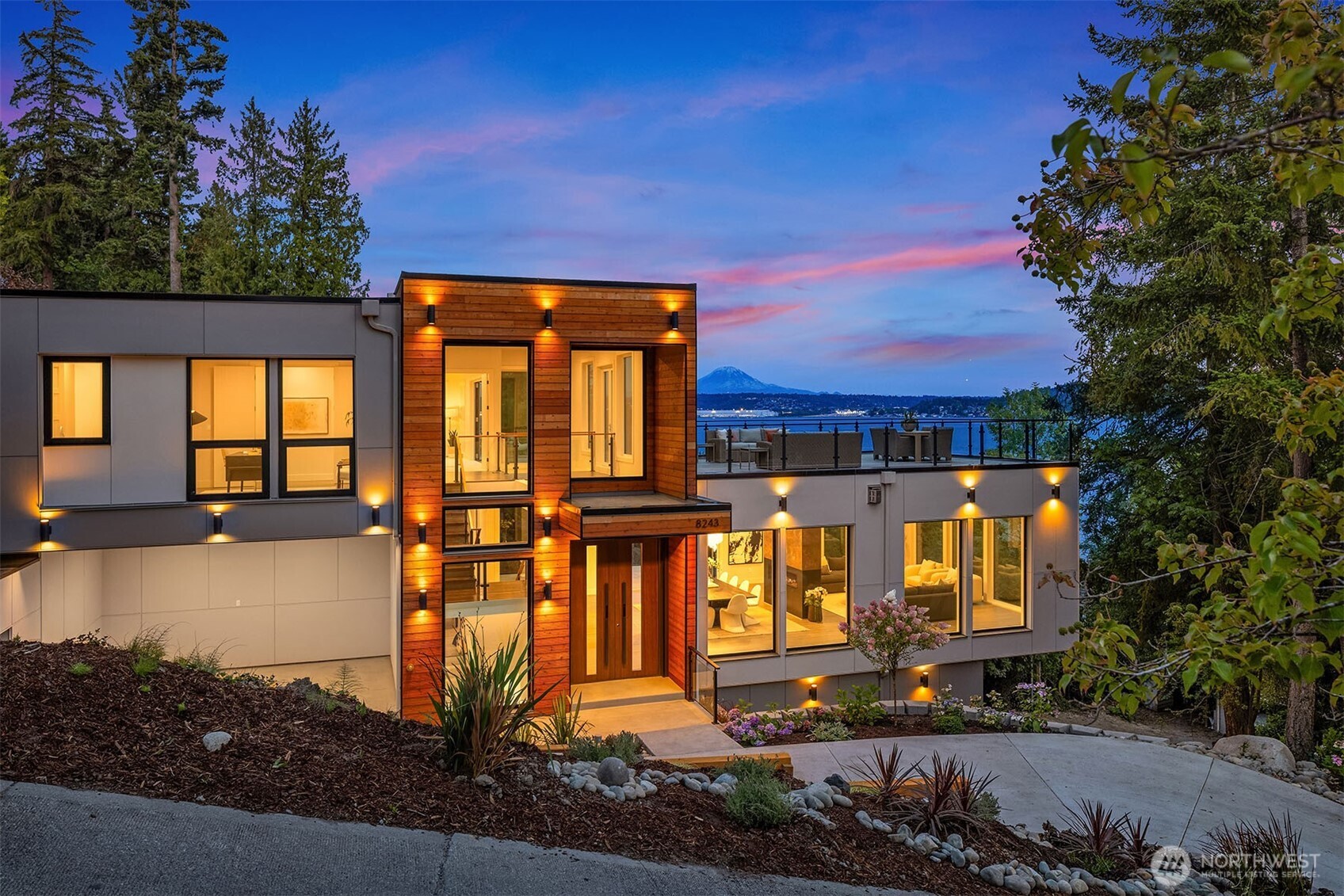 8243 W Mercer Way , Mercer Island, WA 98040