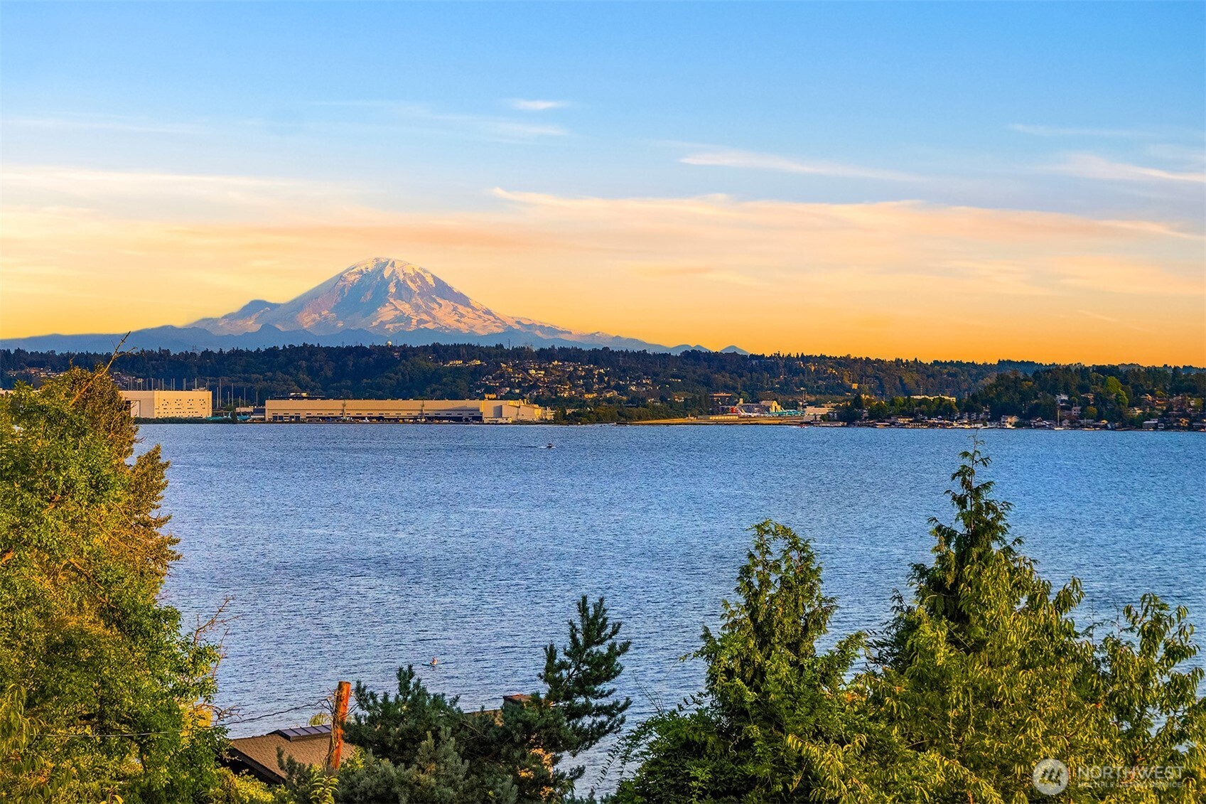 8243 W Mercer Way , Mercer Island, WA 98040