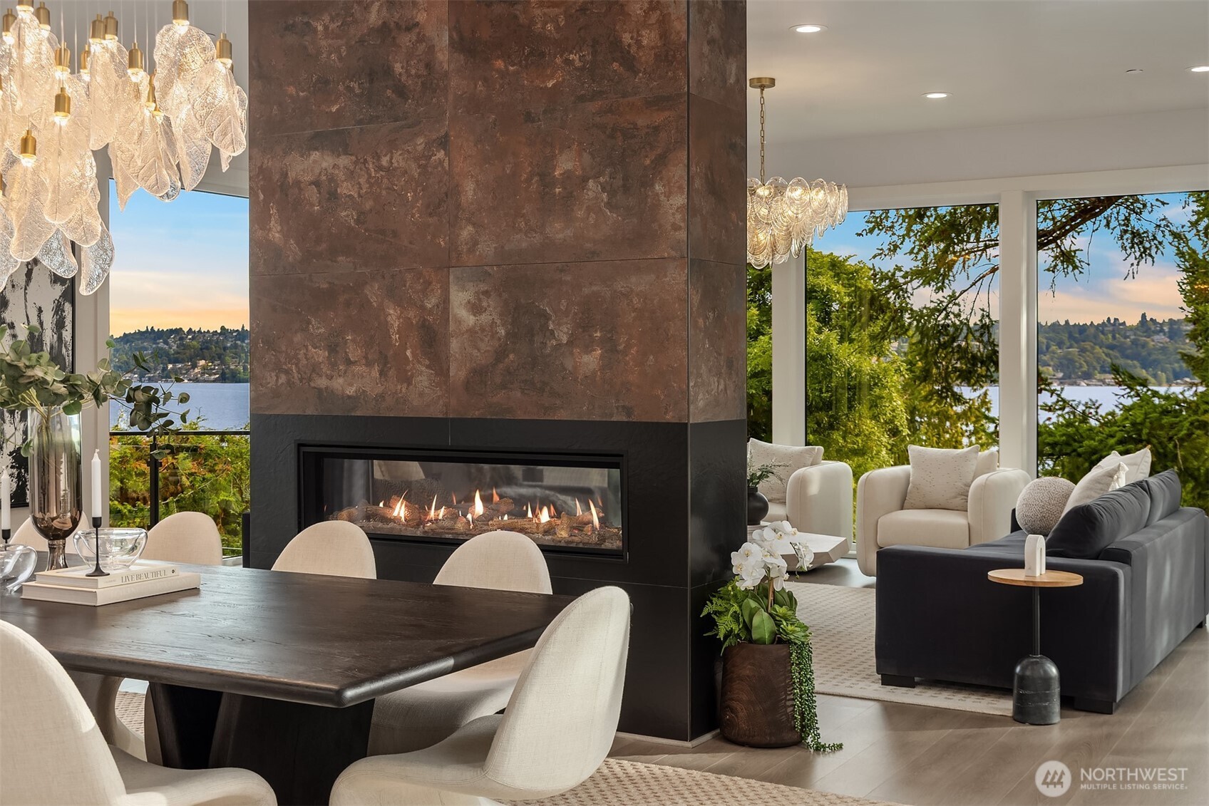 8243 W Mercer Way , Mercer Island, WA 98040