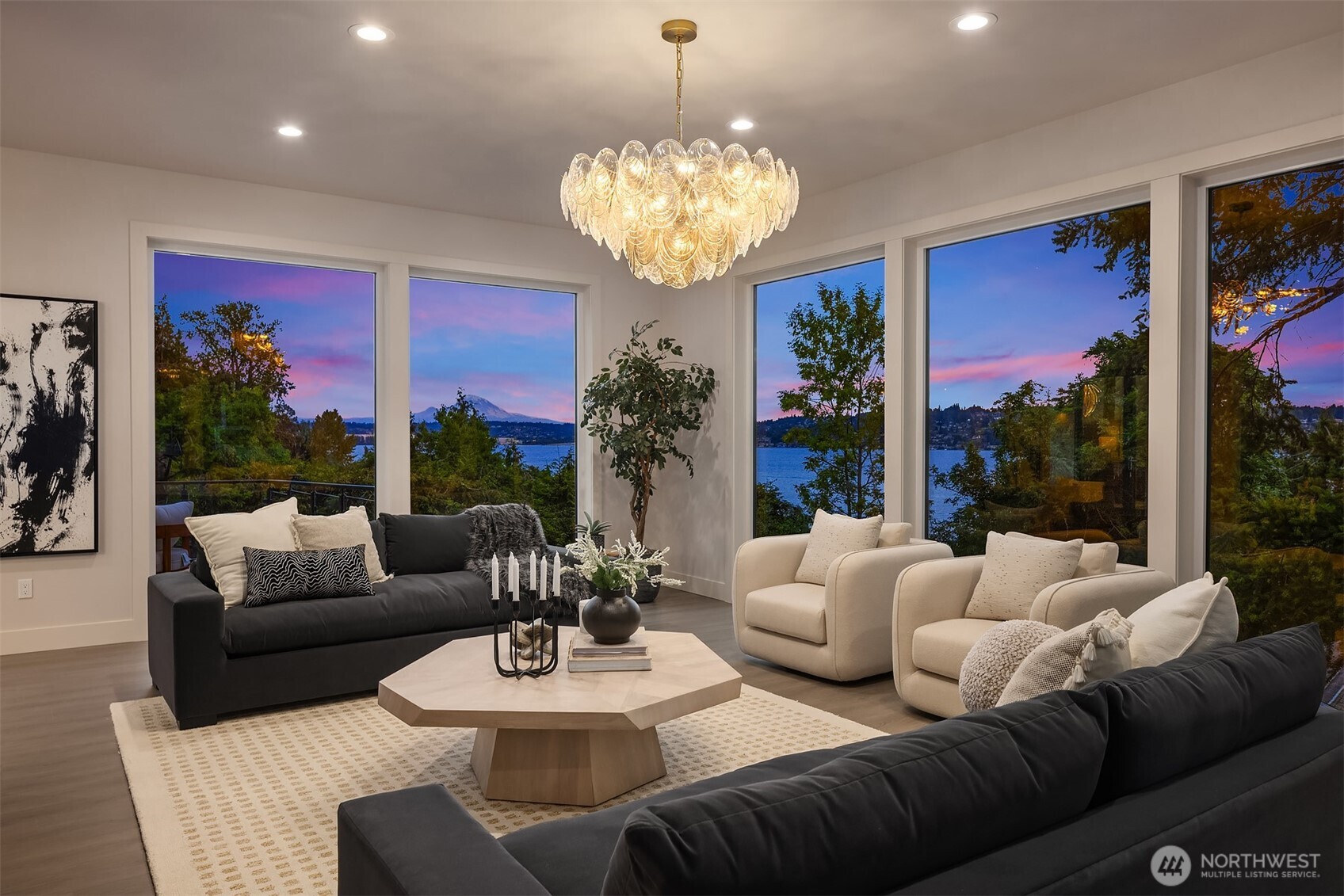 8243 W Mercer Way , Mercer Island, WA 98040
