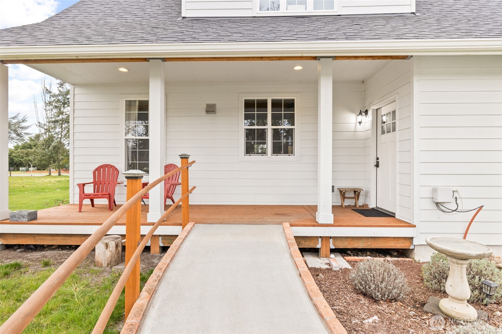981 W Hendrickson Road , Sequim, WA 98382