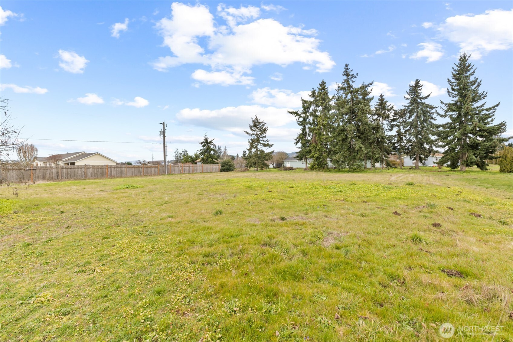 981 W Hendrickson Road , Sequim, WA 98382