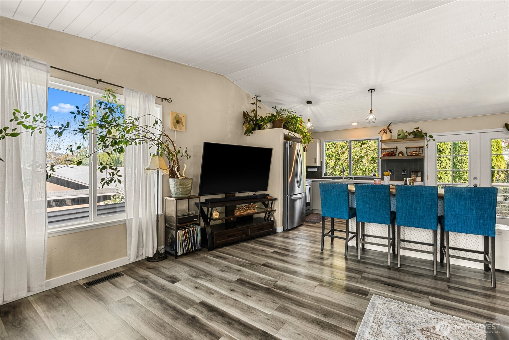 520 Lacey Place NE, East Wenatchee, WA 98802