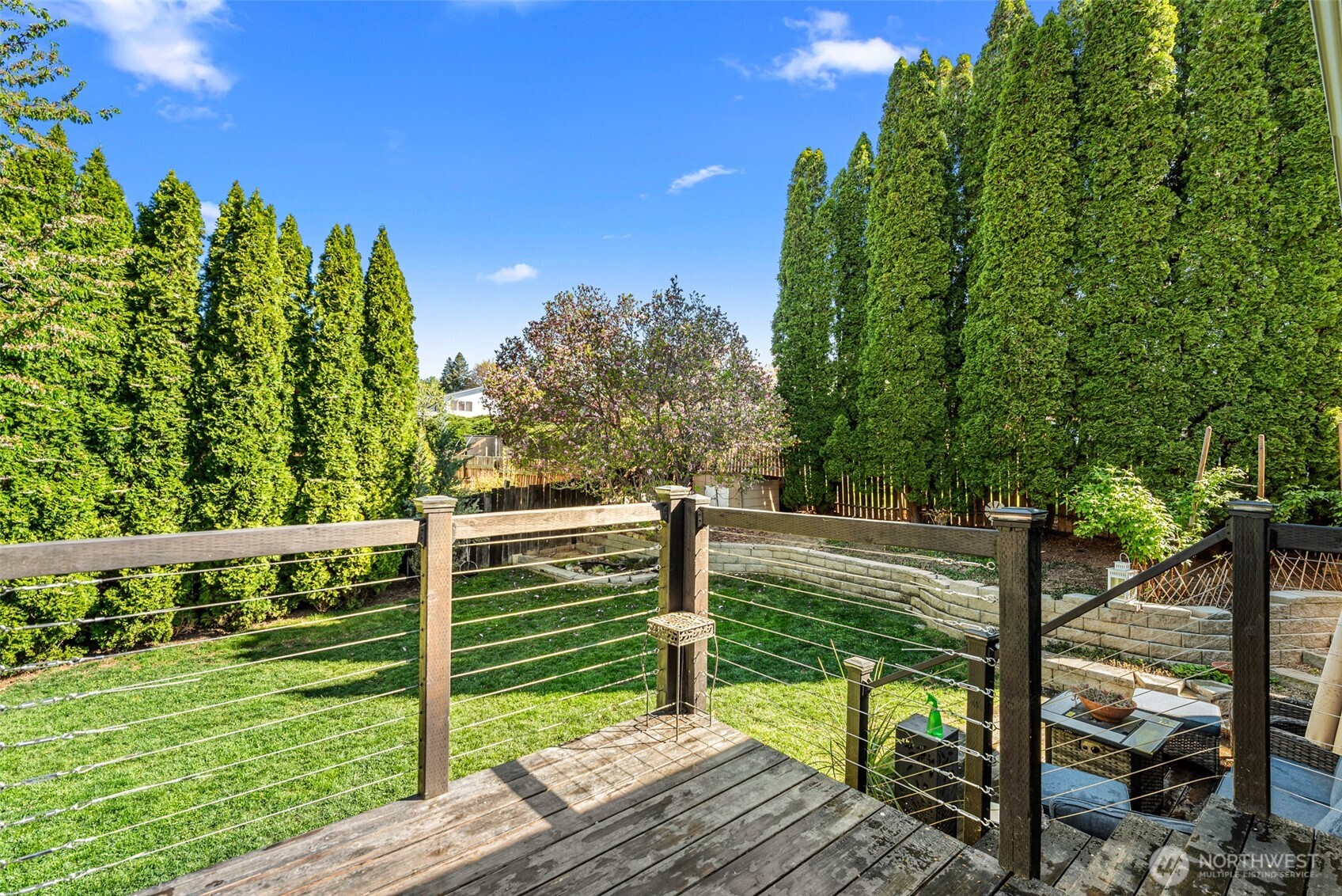 520 Lacey Place NE, East Wenatchee, WA 98802