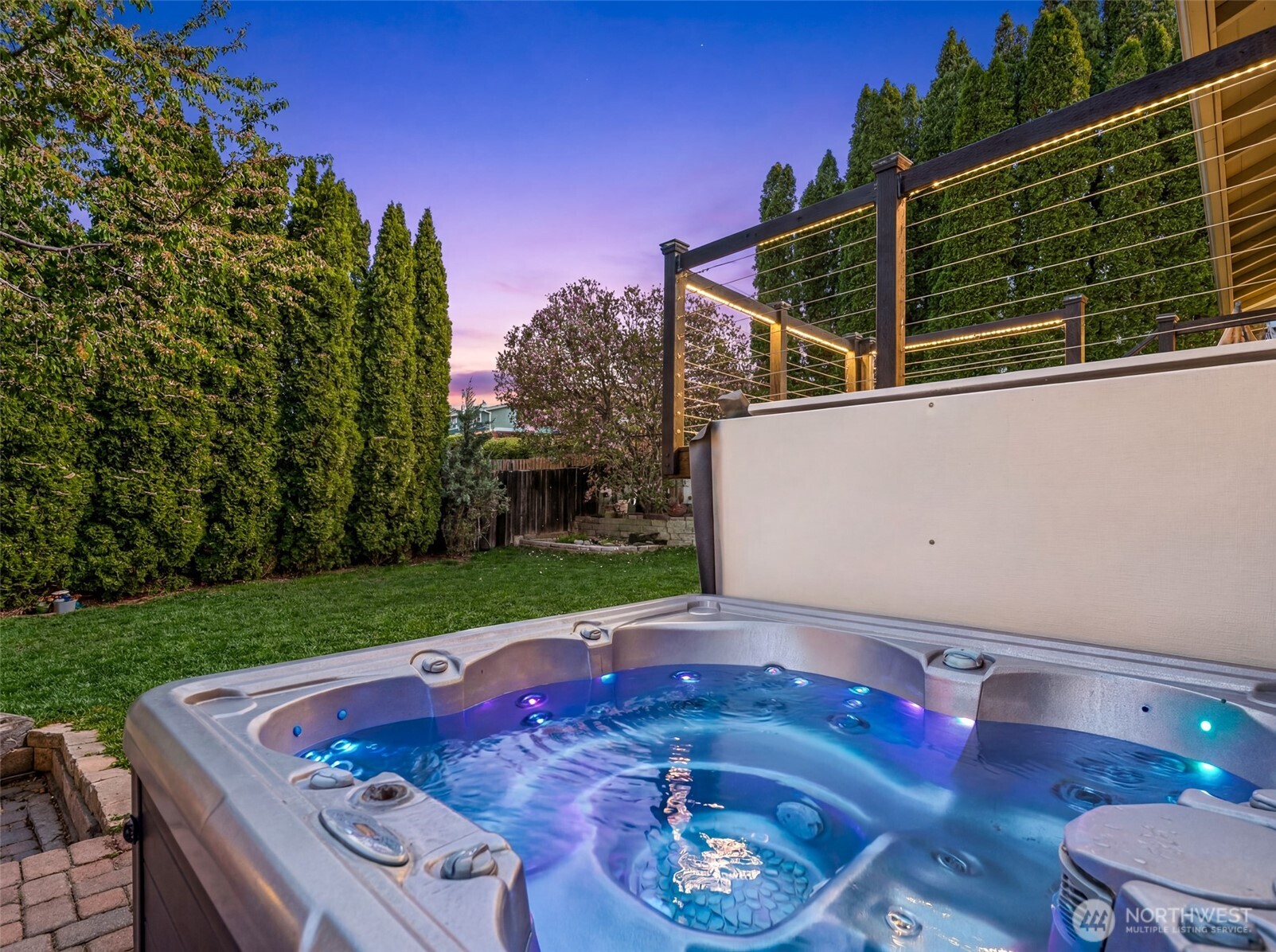 520 Lacey Place NE, East Wenatchee, WA 98802