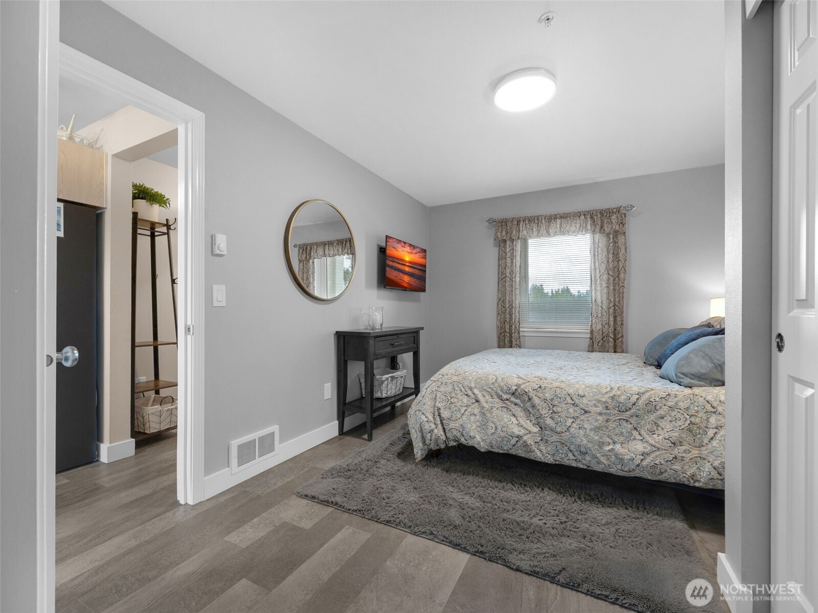501 Shoreview Drive S #206, Long Beach, WA 98631