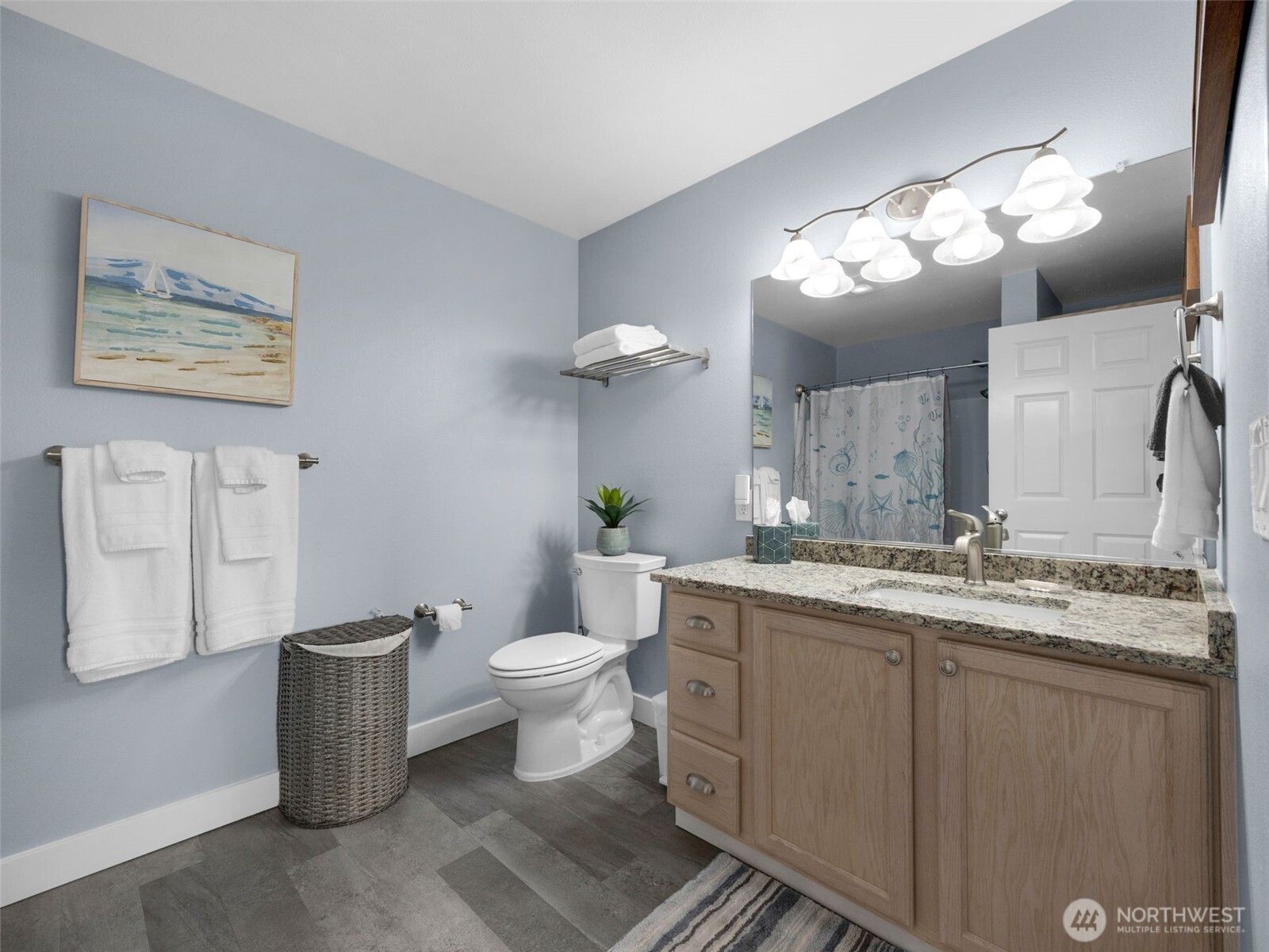 501 Shoreview Drive S #206, Long Beach, WA 98631