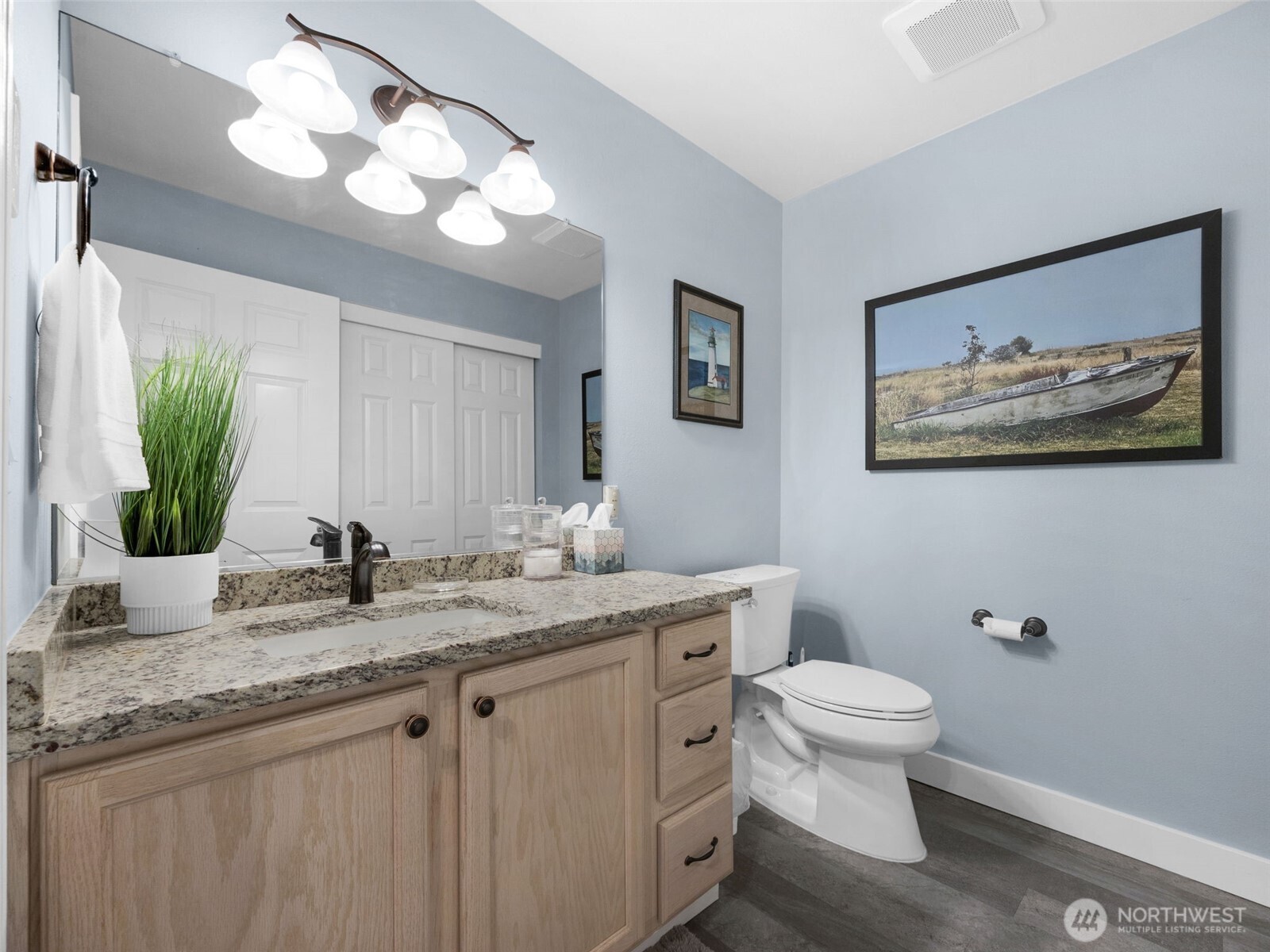 501 Shoreview Drive S #206, Long Beach, WA 98631