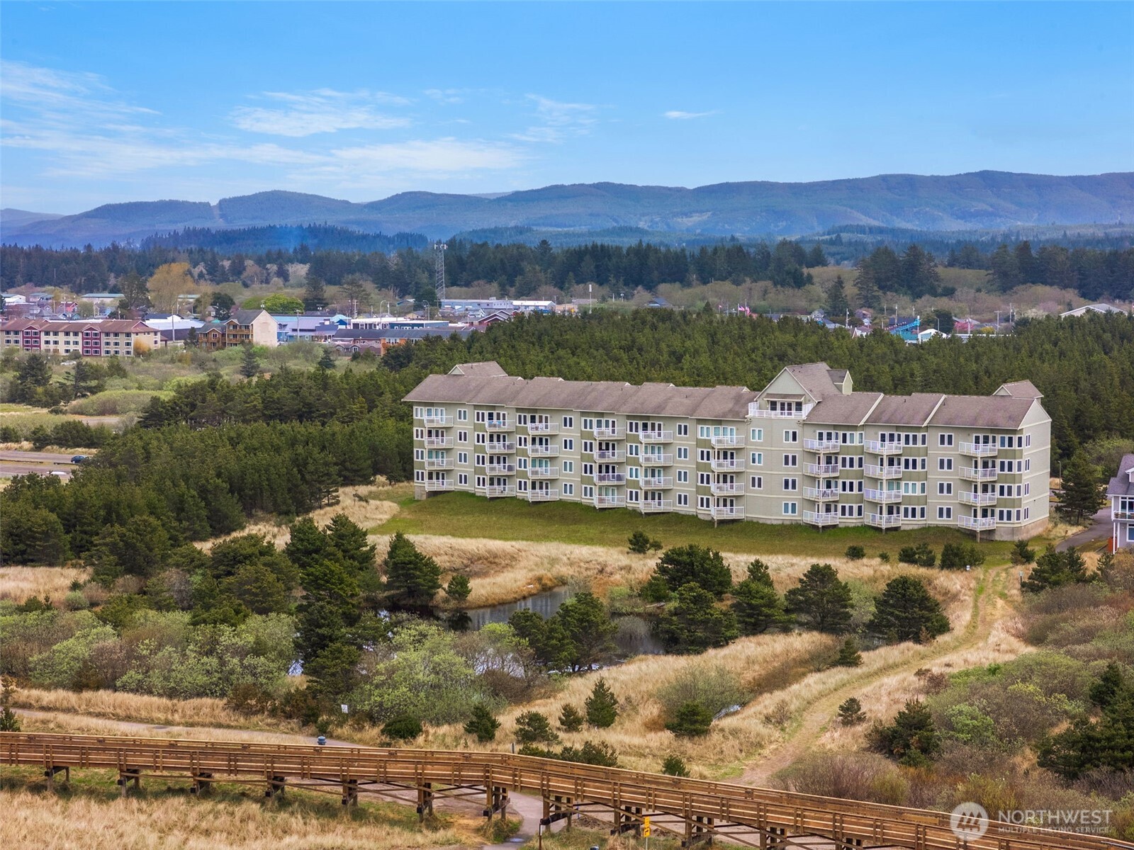 501 Shoreview Drive S #206, Long Beach, WA 98631