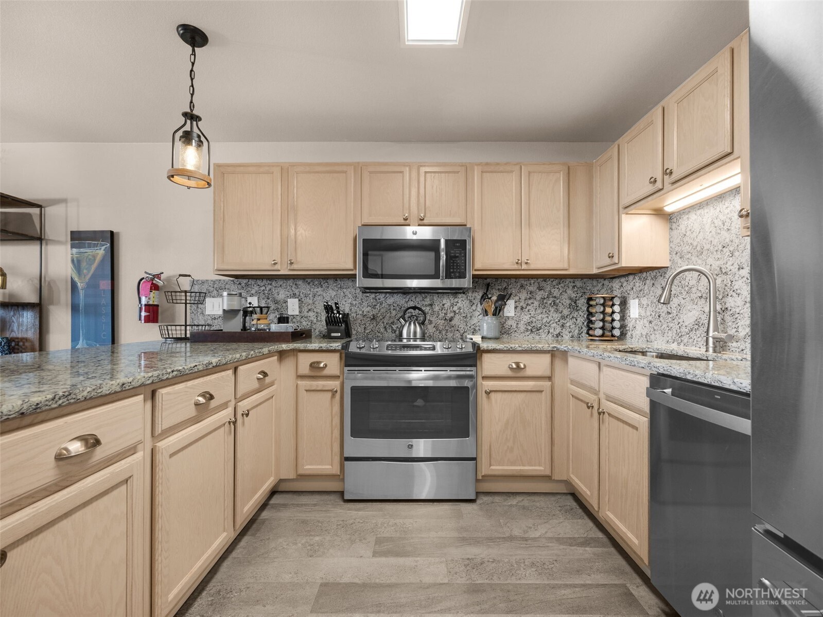 501 Shoreview Drive S #206, Long Beach, WA 98631