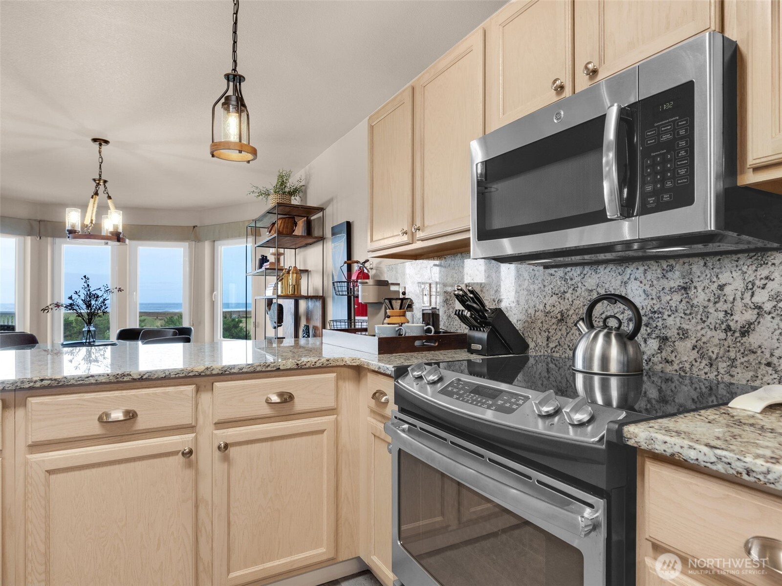 501 Shoreview Drive S #206, Long Beach, WA 98631