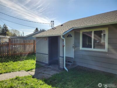 123 Acorn Street , Bremerton, WA 98310