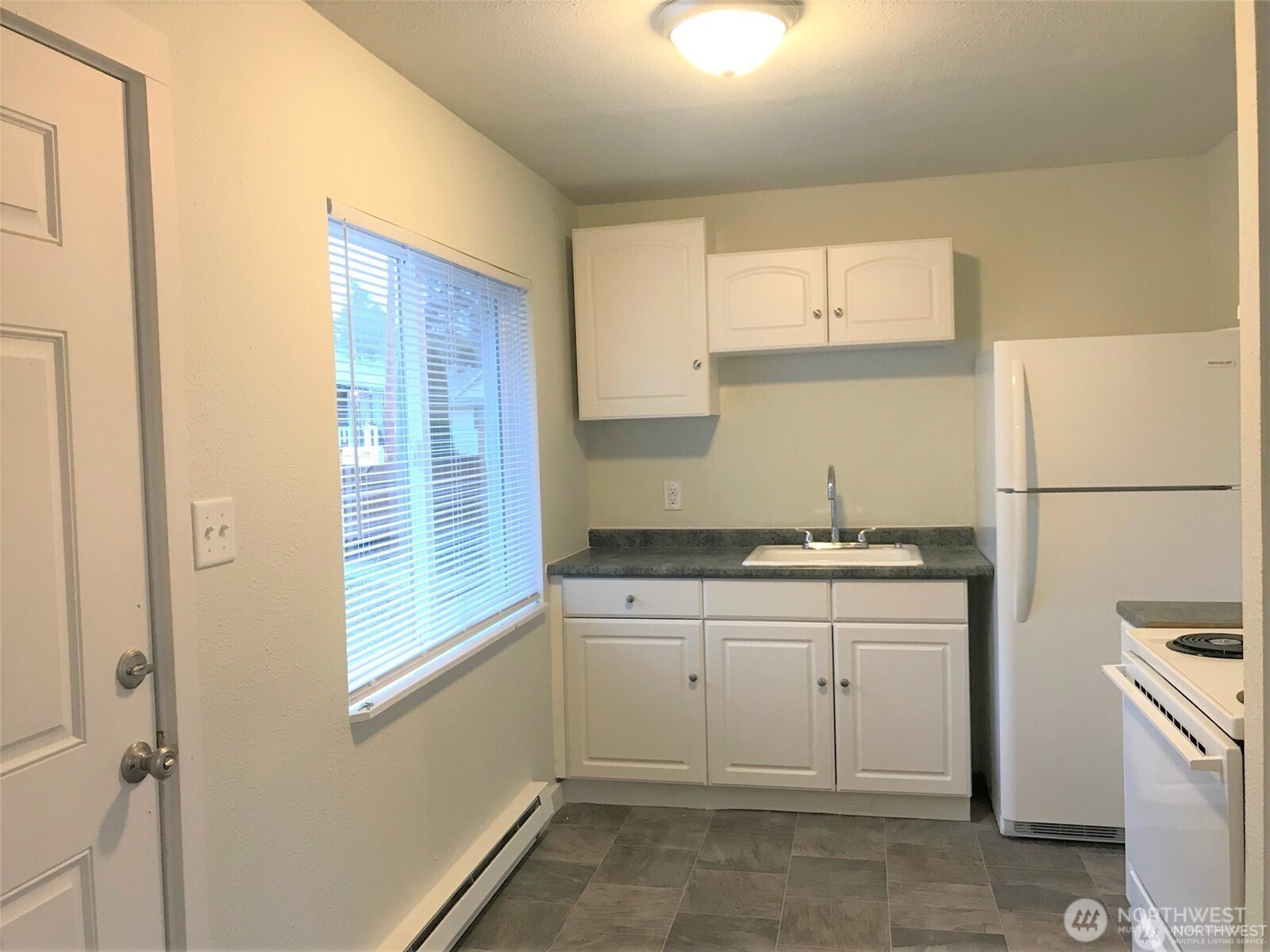 123 Acorn Street , Bremerton, WA 98310