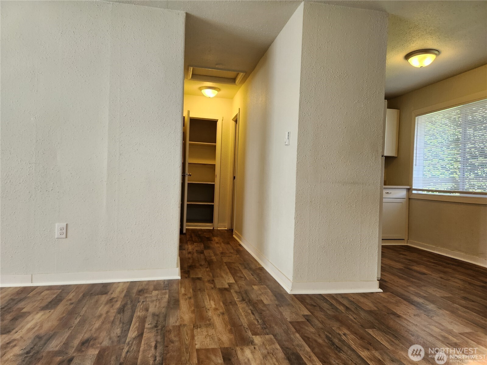 123 Acorn Street , Bremerton, WA 98310