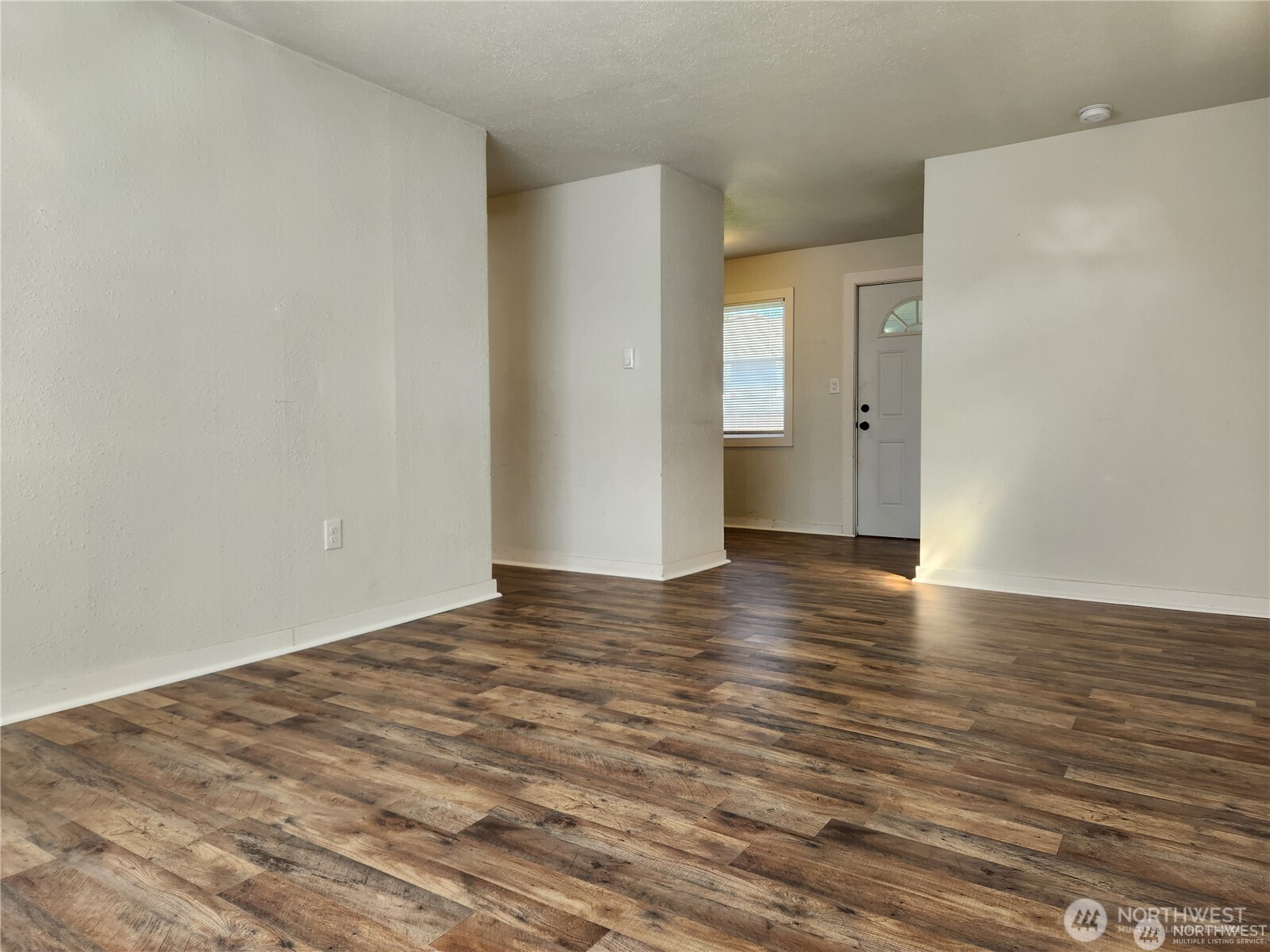 123 Acorn Street , Bremerton, WA 98310