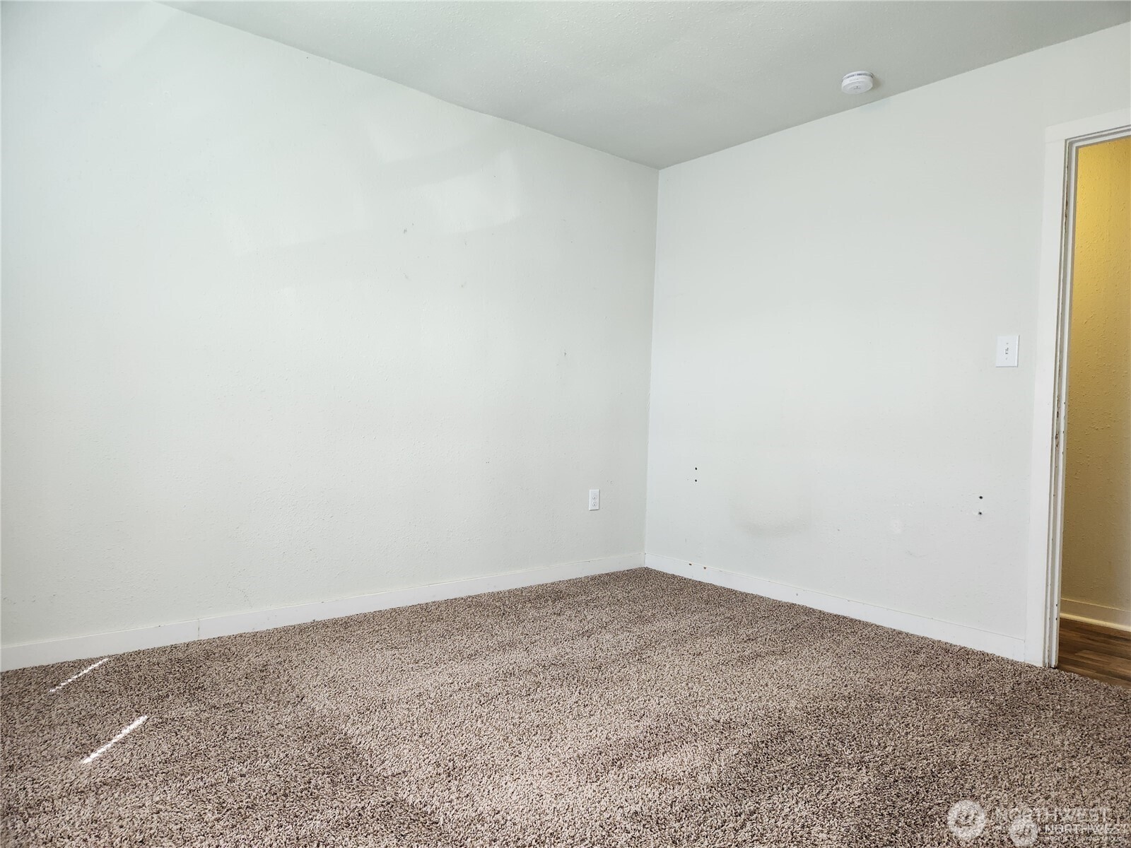 123 Acorn Street , Bremerton, WA 98310
