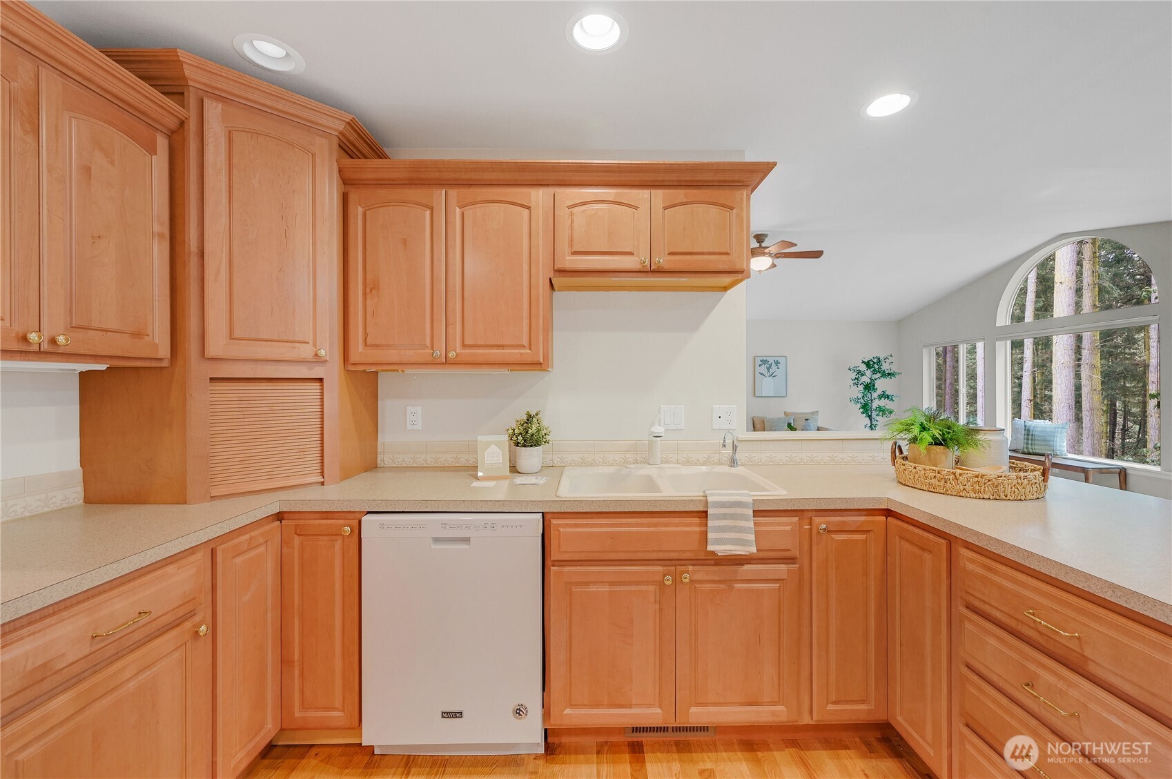 3912 Holcomb , Port Townsend, WA 98368