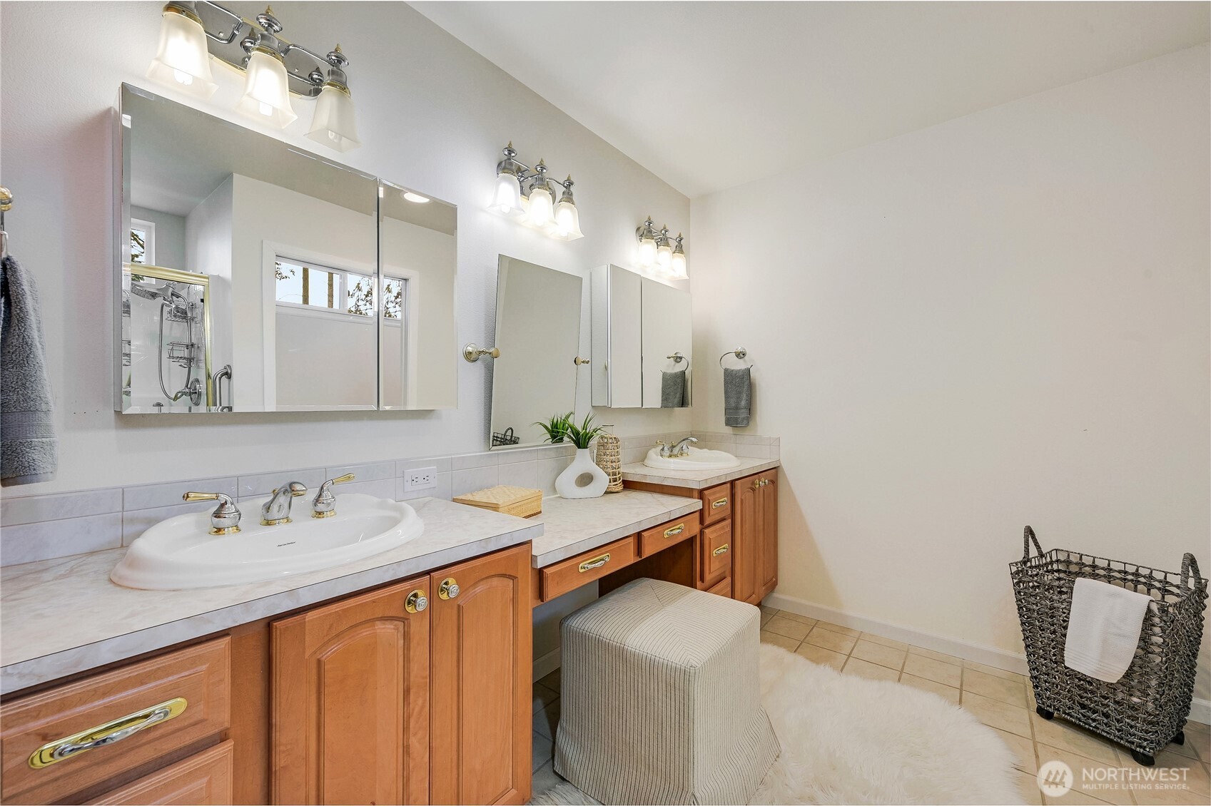 3912 Holcomb , Port Townsend, WA 98368