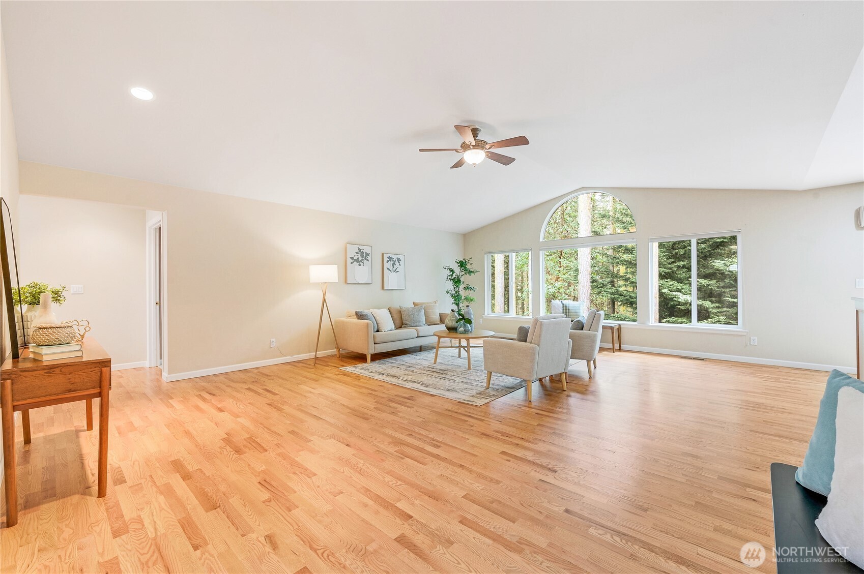 3912 Holcomb , Port Townsend, WA 98368