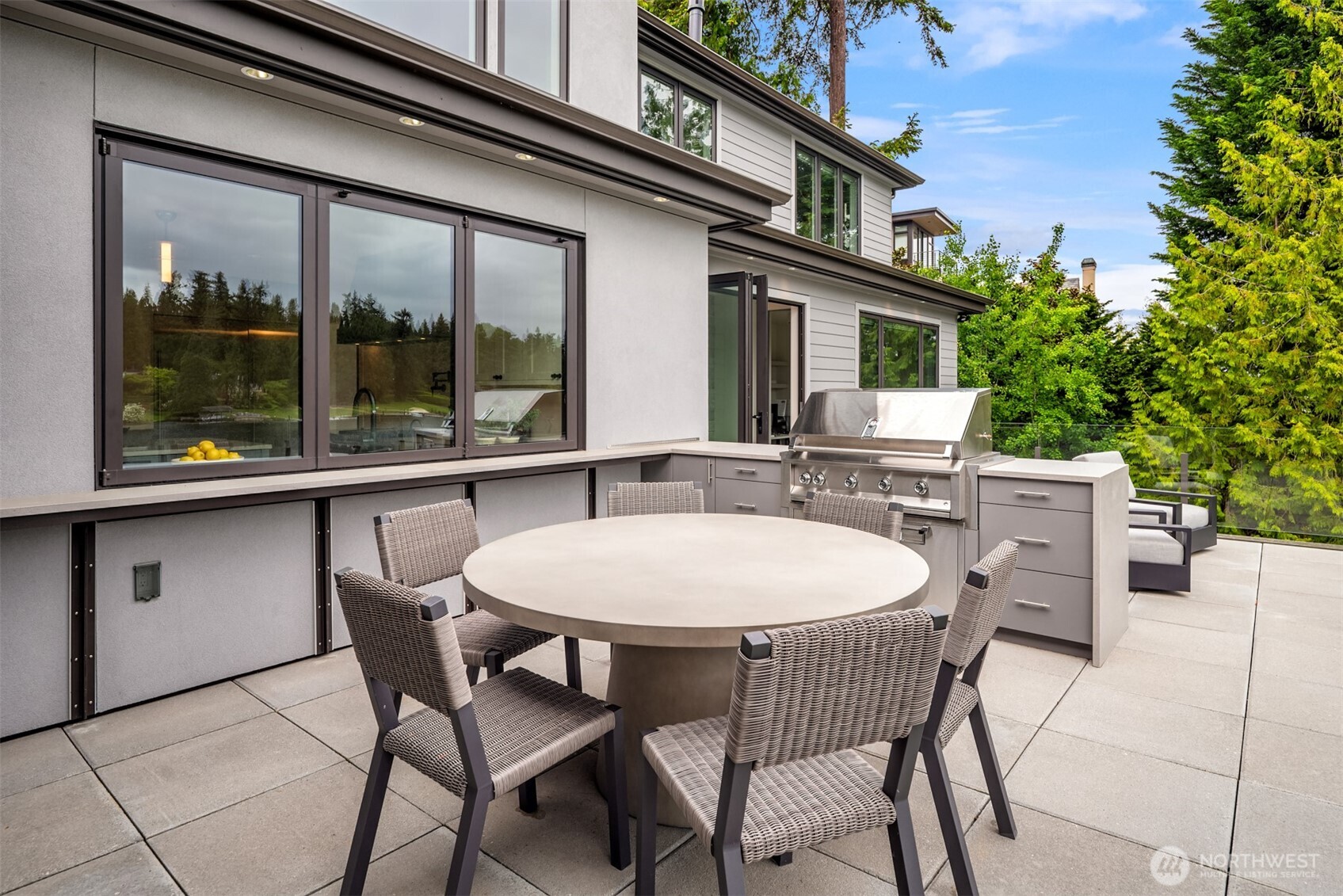 3234 78th Place NE, Medina, WA 98039