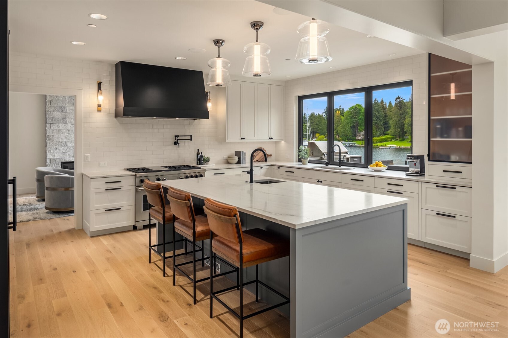 3234 78th Place NE, Medina, WA 98039