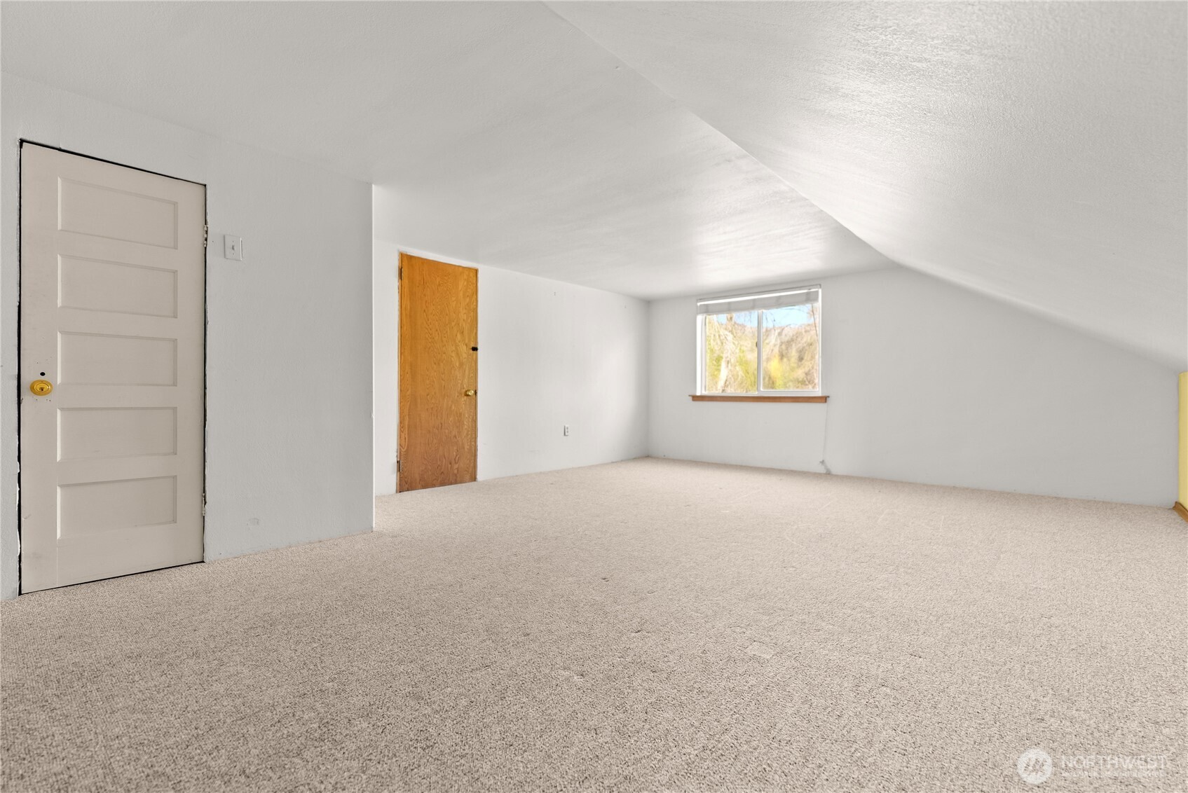 20752 State Route 20 , Twisp, WA 98856