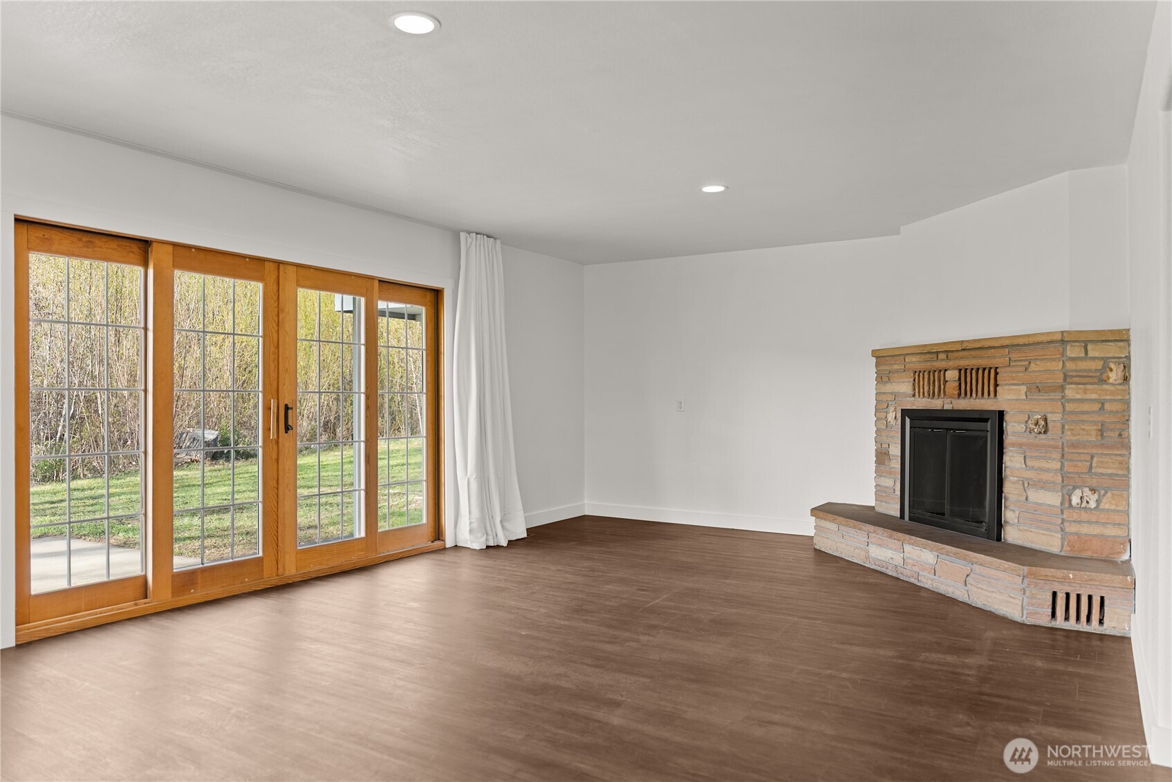 20752 State Route 20 , Twisp, WA 98856