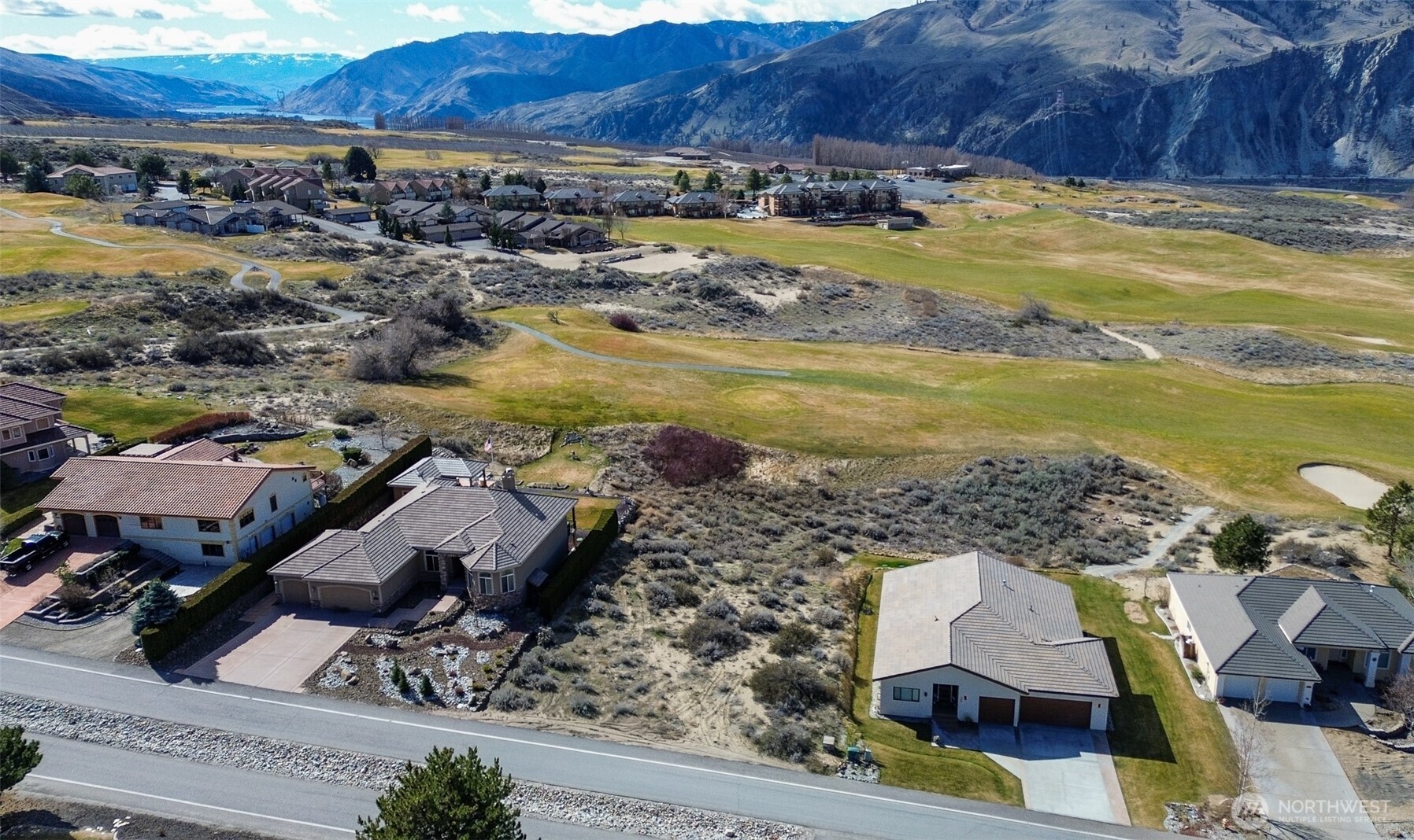 302 Desert Canyon Boulevard , Orondo, WA 98843