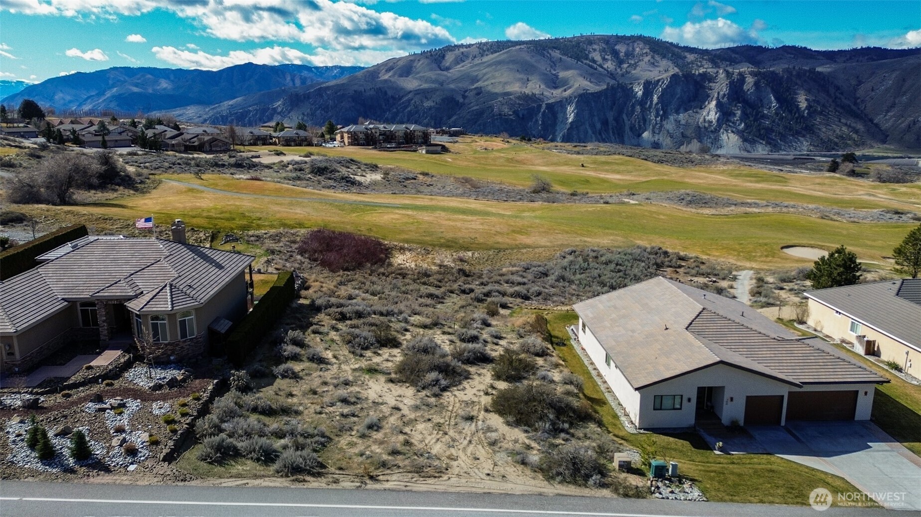 302 Desert Canyon Boulevard , Orondo, WA 98843