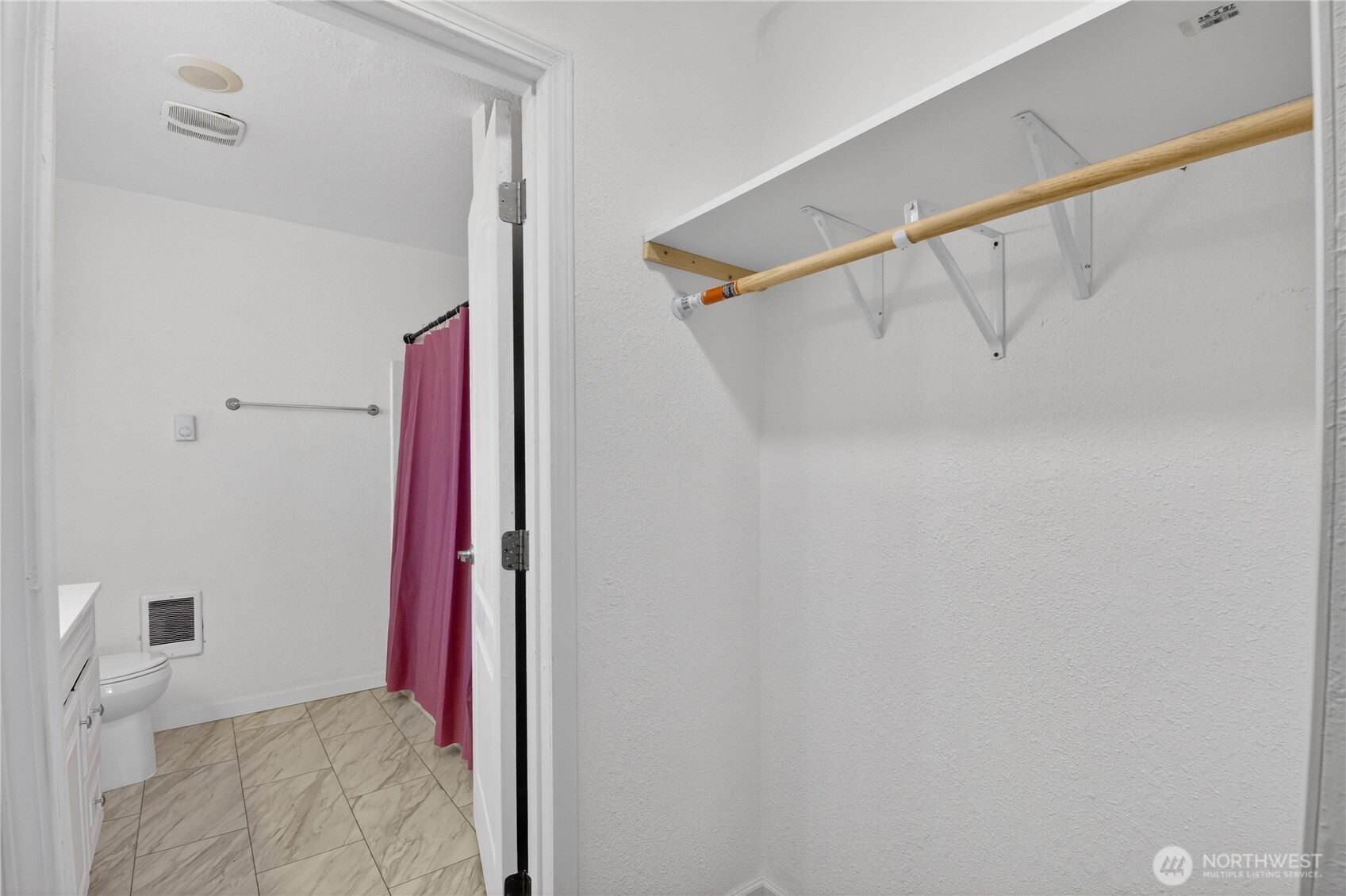 3718 S Gunnison Street , Tacoma, WA 98409