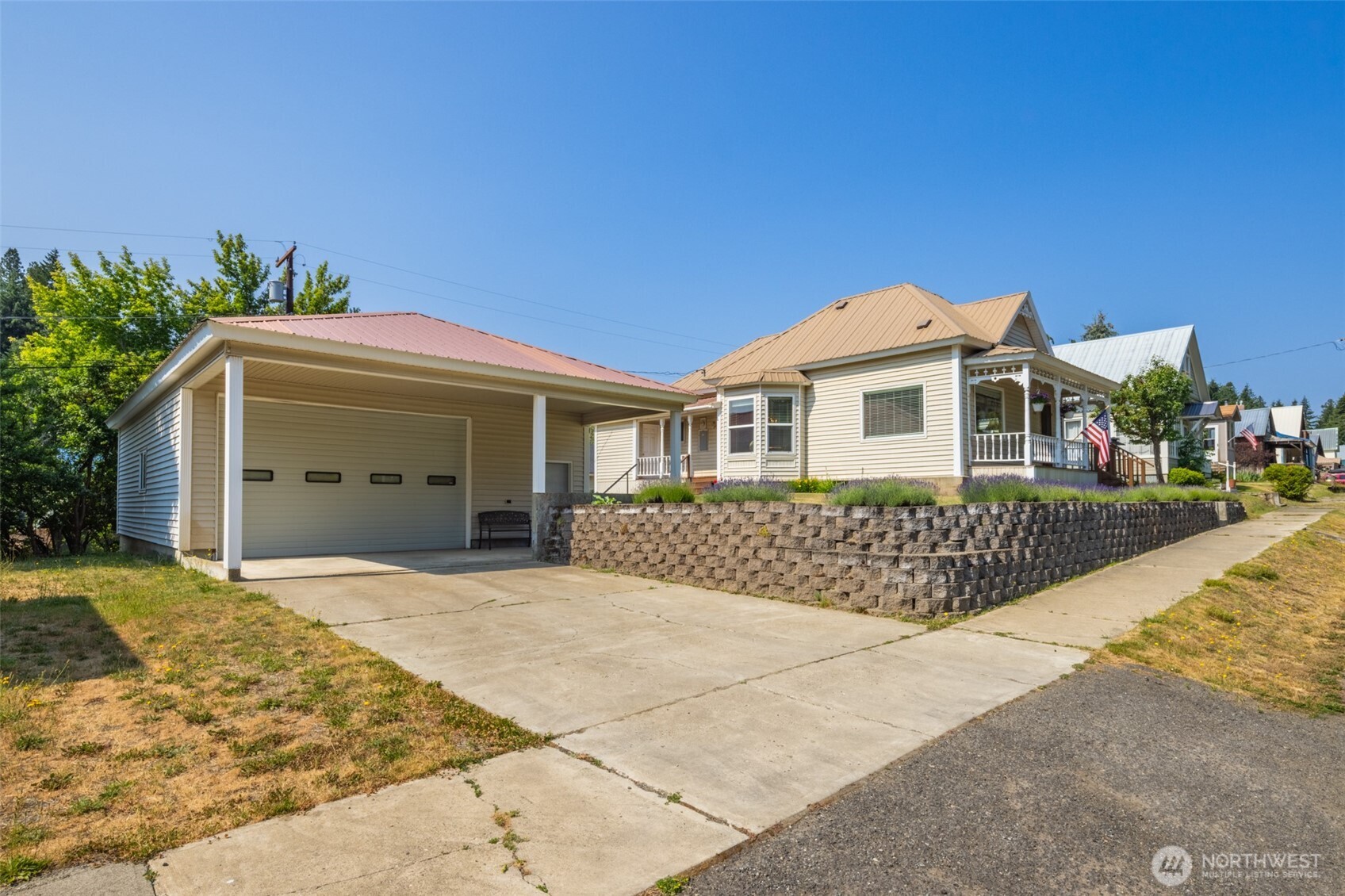 114 4th Street , Roslyn, WA 98941