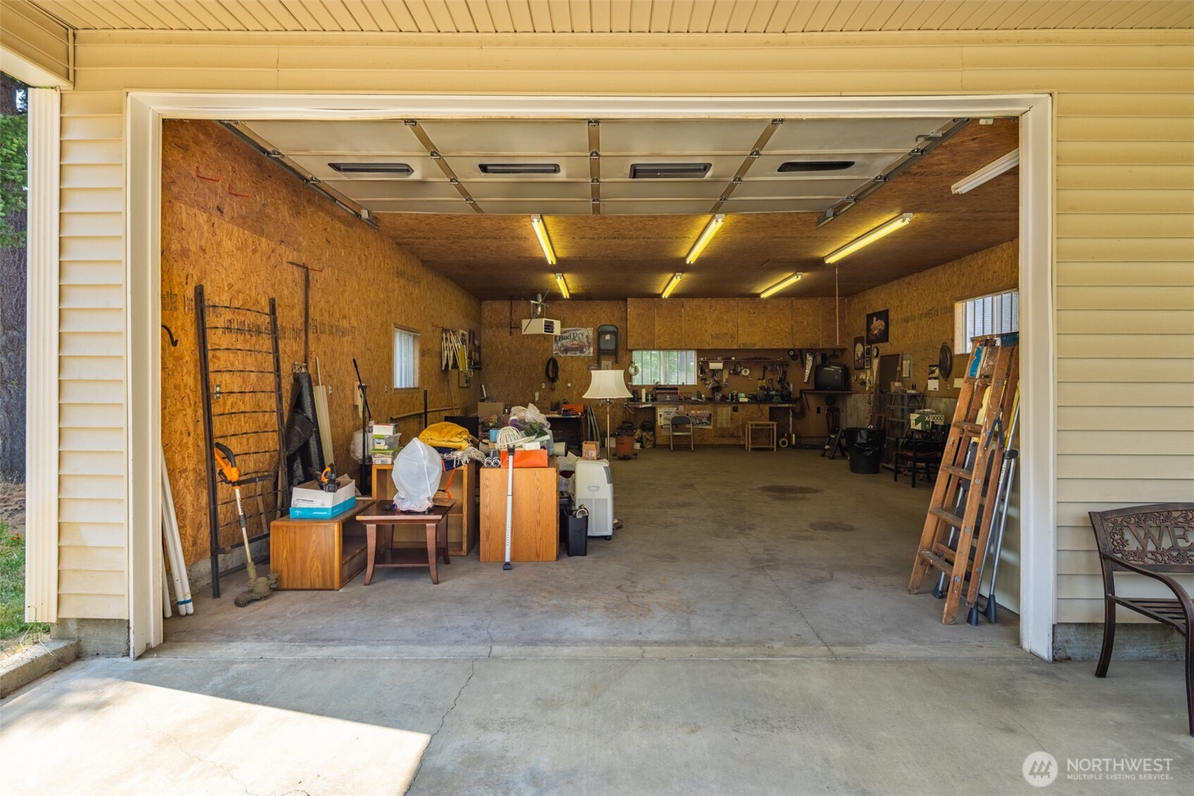 114 4th Street , Roslyn, WA 98941