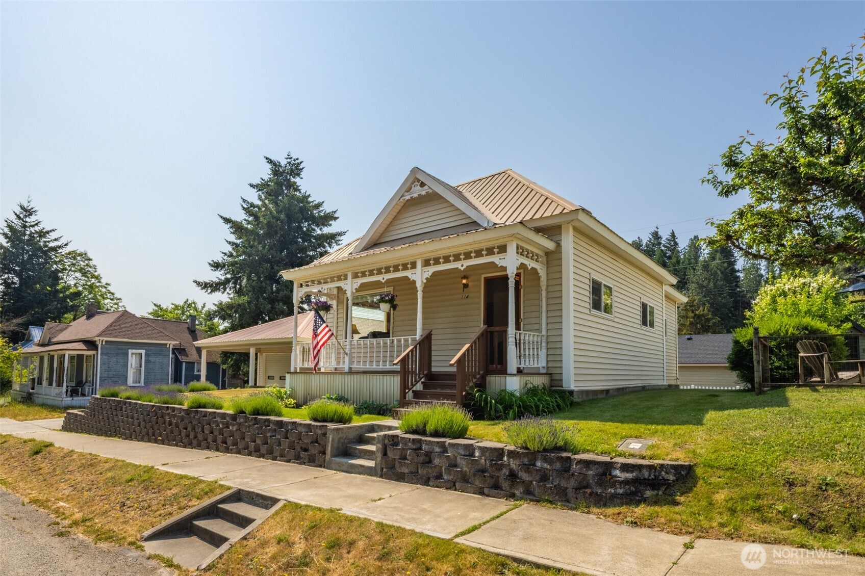 114 4th Street , Roslyn, WA 98941
