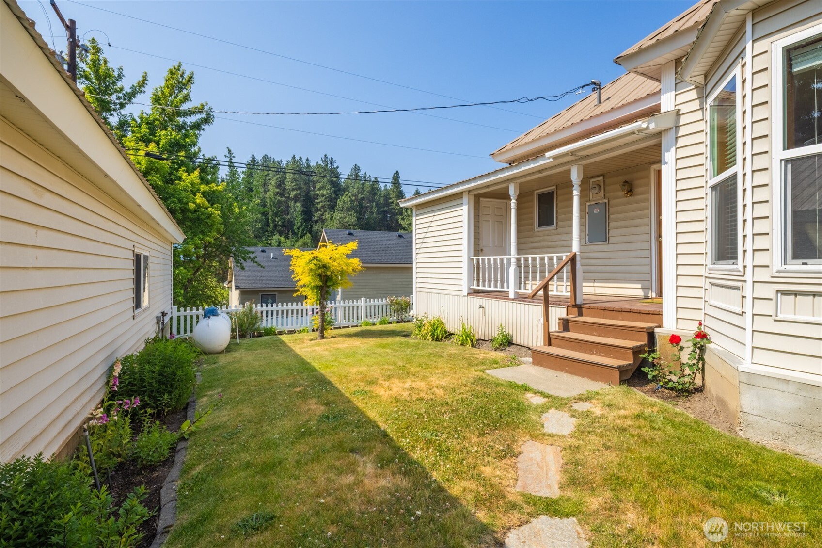 114 4th Street , Roslyn, WA 98941