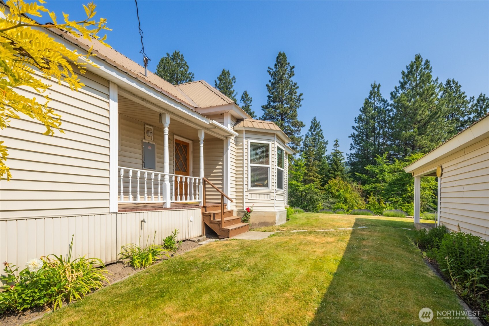 114 4th Street , Roslyn, WA 98941