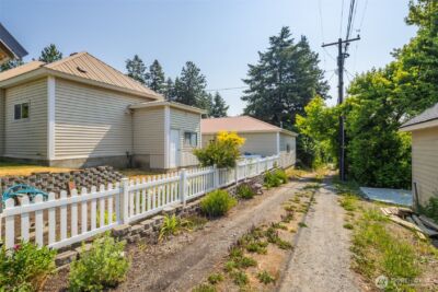 114 4th Street , Roslyn, WA 98941 - Photo 30
