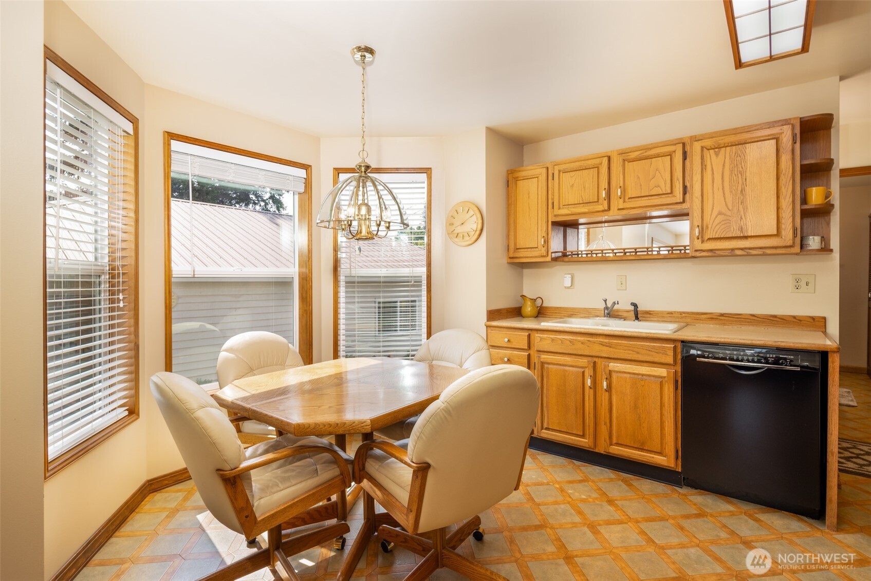 114 4th Street , Roslyn, WA 98941