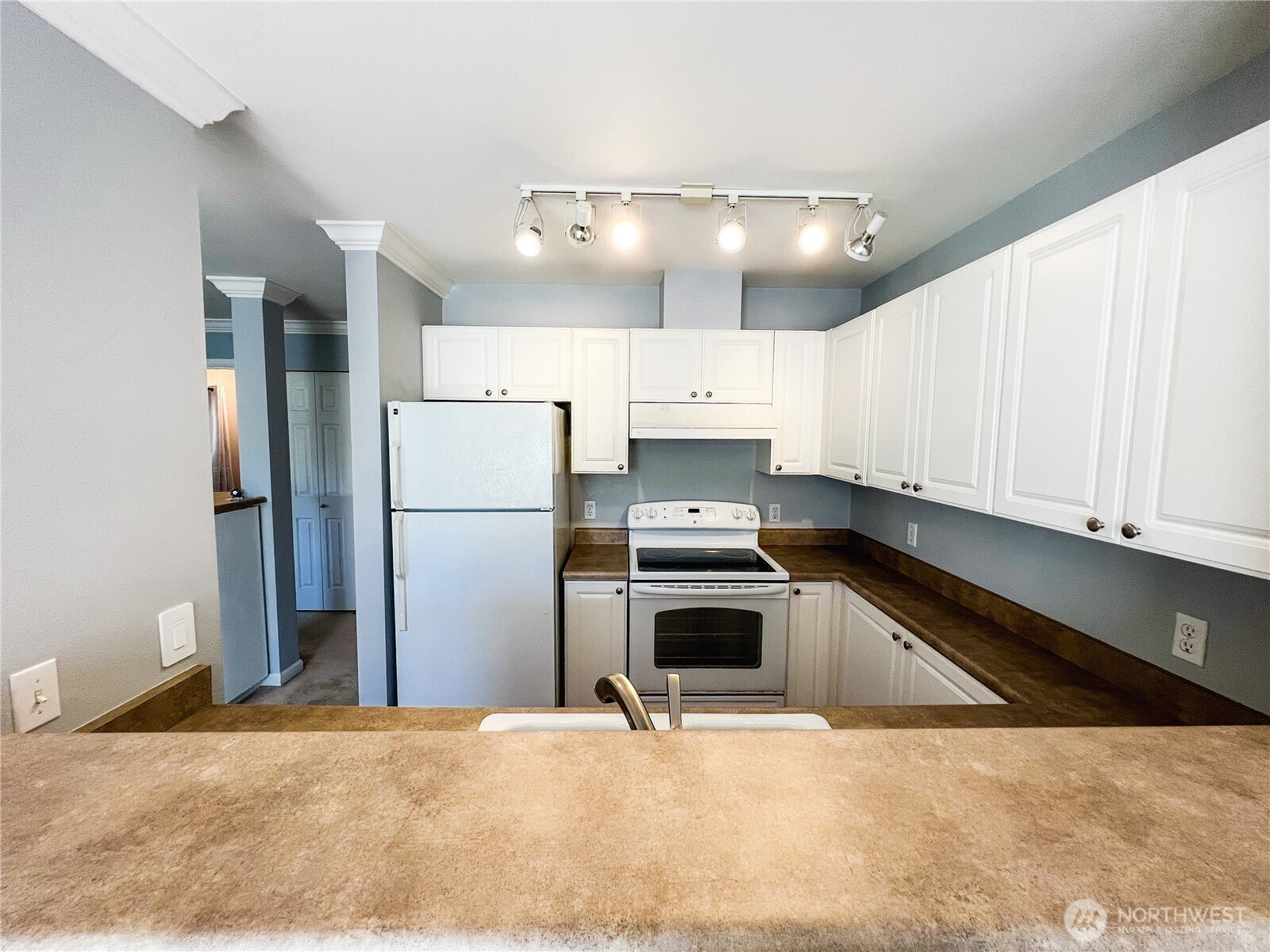 33020 10th Avenue SW #N302, Federal Way, WA 98023
