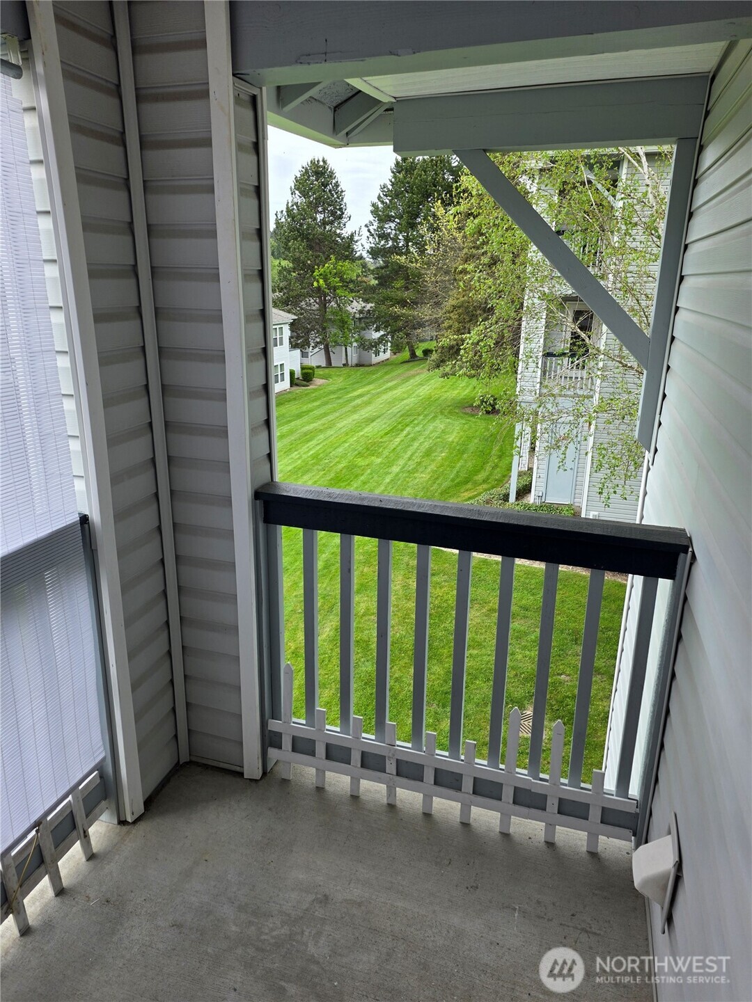 33020 10th Avenue SW #N302, Federal Way, WA 98023