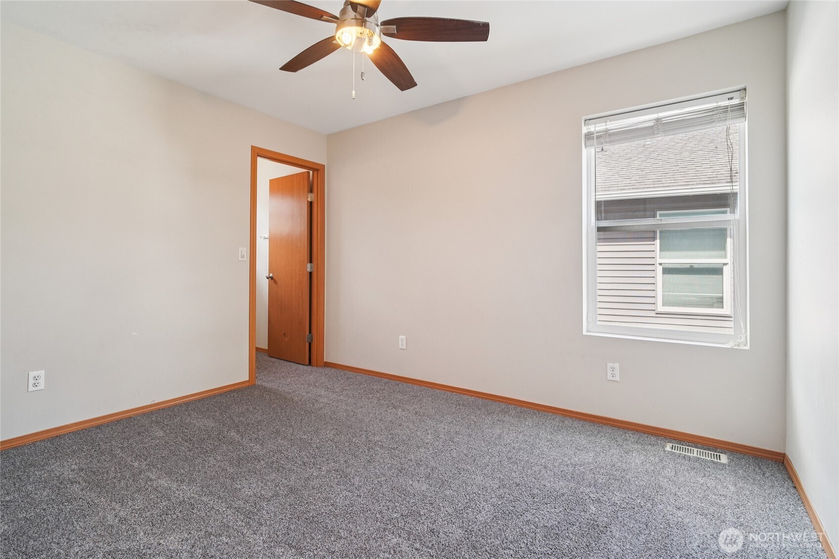 5449 Emerald Court , Mount Vernon, WA 98273
