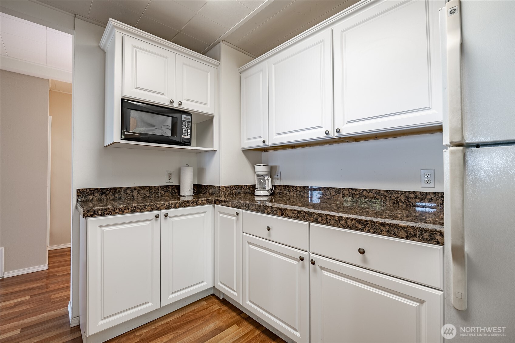 6887 Holeman Avenue , Blaine, WA 98230