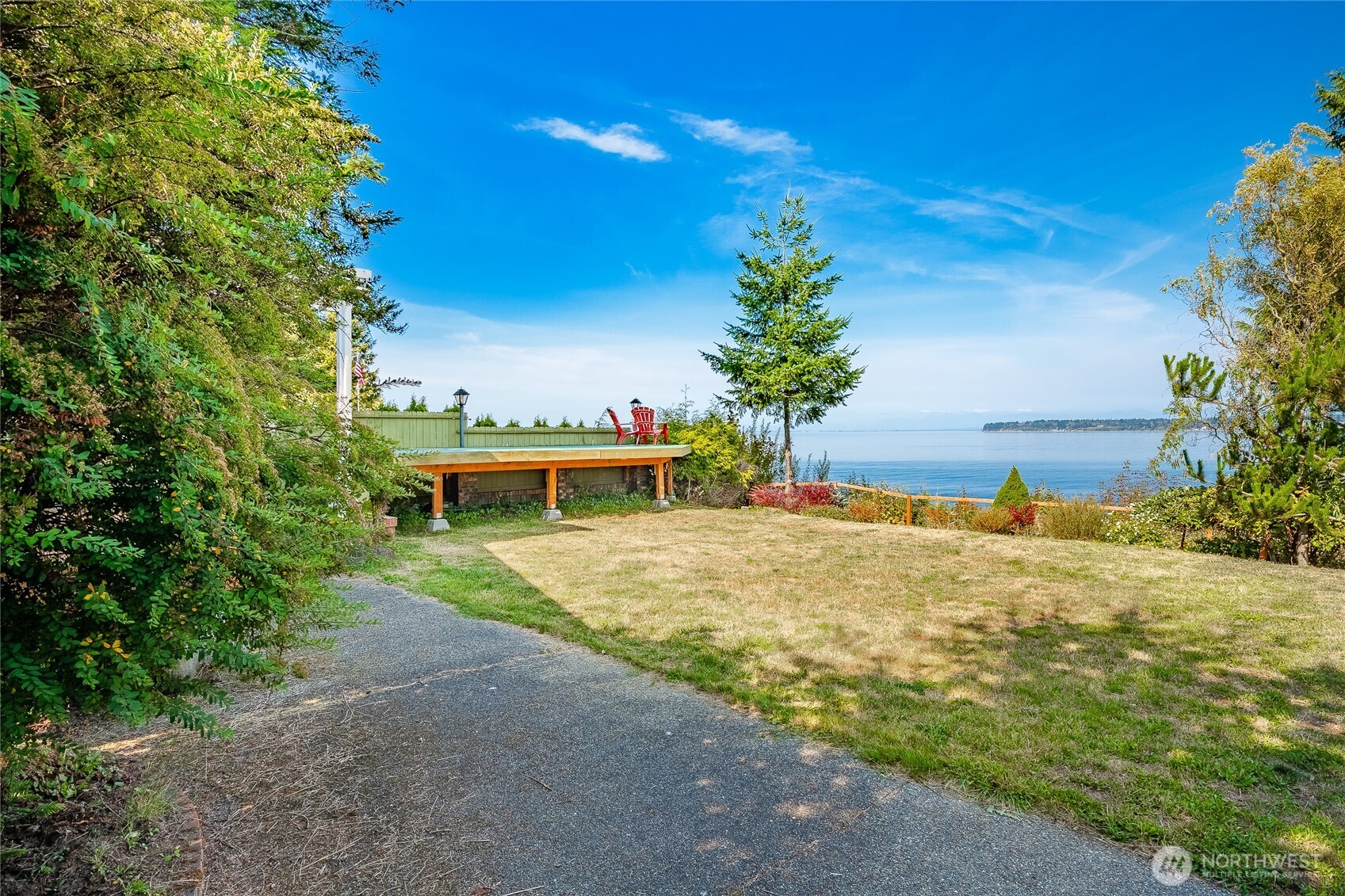 6887 Holeman Avenue , Blaine, WA 98230