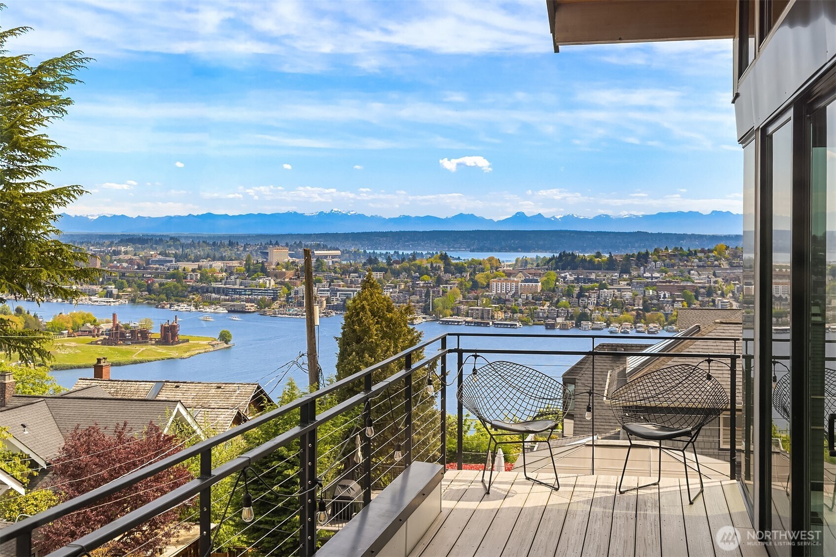 426 Wheeler Street , Seattle, WA 98109
